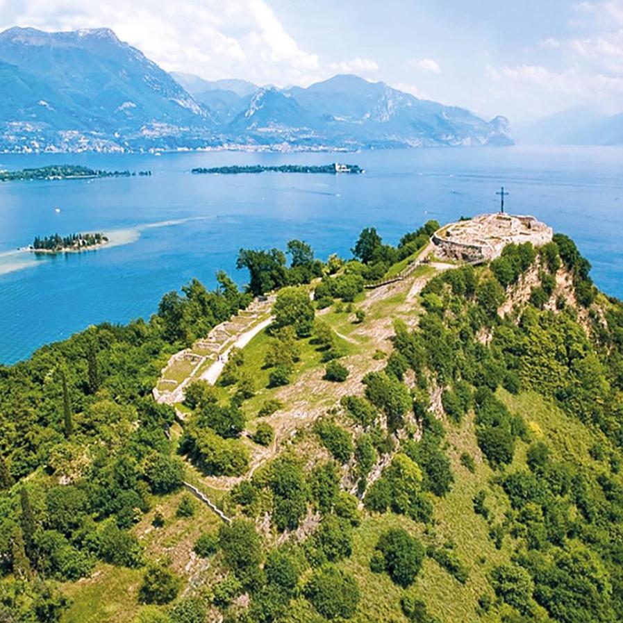 Blu & Green Appartment Manerba del Garda Bagian luar foto
