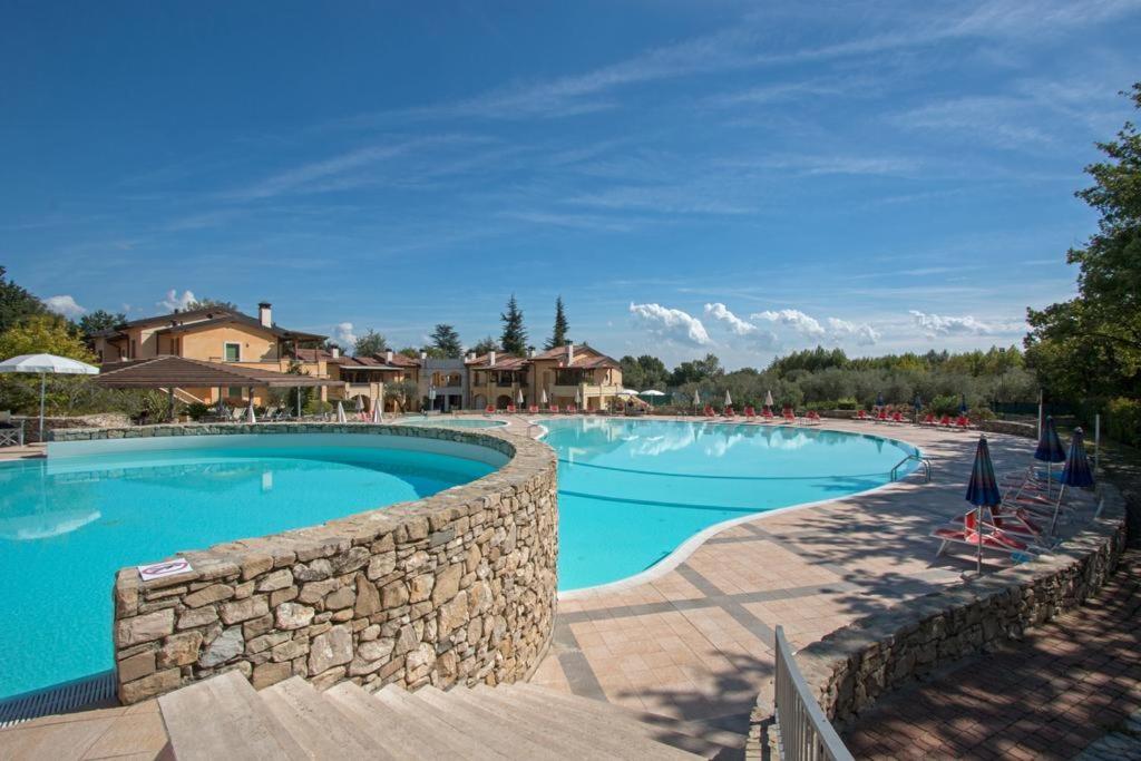 Blu & Green Appartment Manerba del Garda Bagian luar foto