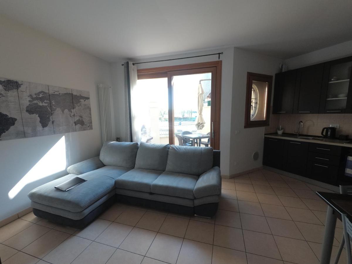 Blu & Green Appartment Manerba del Garda Bagian luar foto