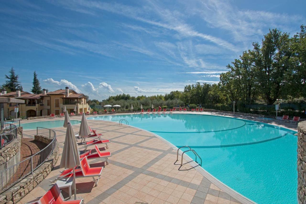 Blu & Green Appartment Manerba del Garda Bagian luar foto